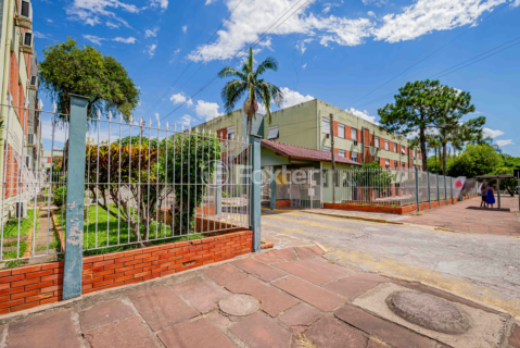 Image 33 - 968095