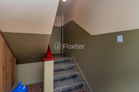 Image 25 - 917853