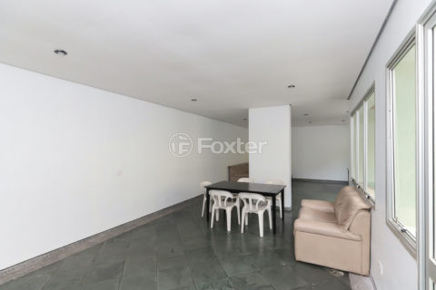 Image 20 - 1006464