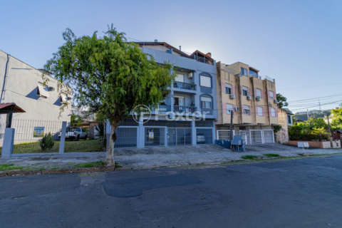 Image 32 - 985618