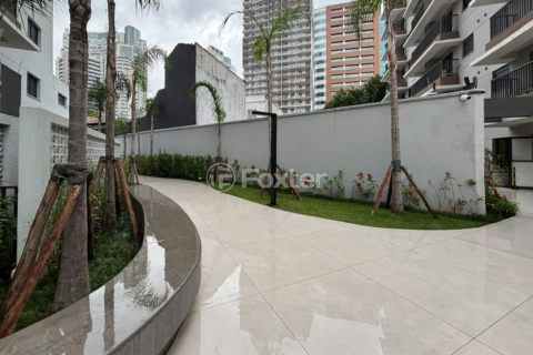 Image 37 - 992549