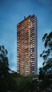 Image 32 - 999594