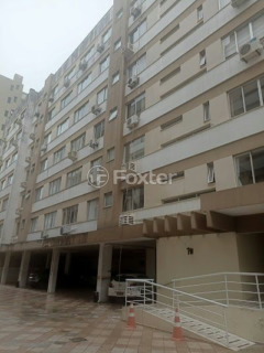 Image 29 - 985720