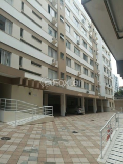 Image 32 - 985720