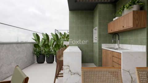 Image 32 - 1011176