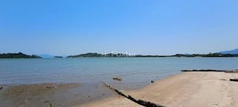 Image 18 - 1013935