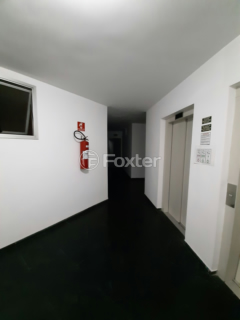 Image 9 - 19217