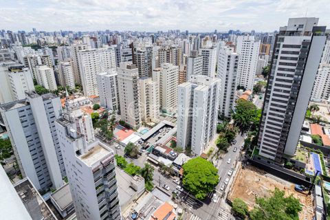 Image 36 - 1030584