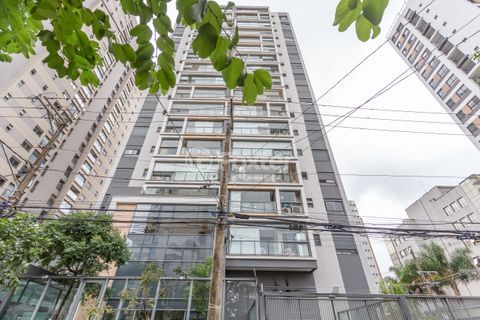 Image 15 - 1025404