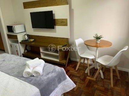 Image 20 - 247432