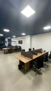 Image 31 - 886683