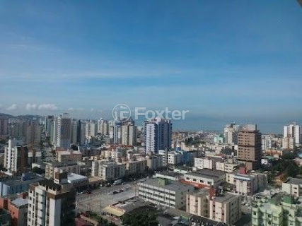 Image 25 - 1002958