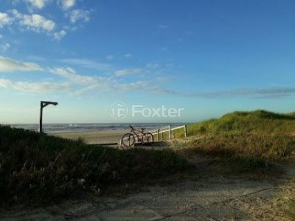 Image 17 - 303112
