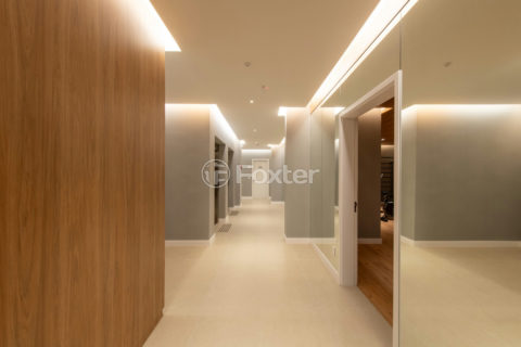 Image 55 - 1027882