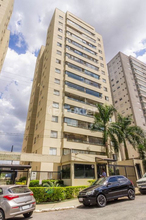 Image 40 - 1030326
