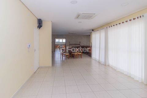Image 44 - 1030326