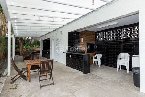 Image 17 - 973802