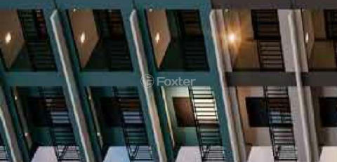 Image 35 - 1036575