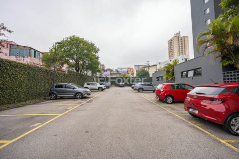 Image 27 - 1019744