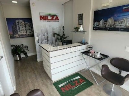 Image 22 - 1017911