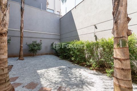 Image 49 - 373193