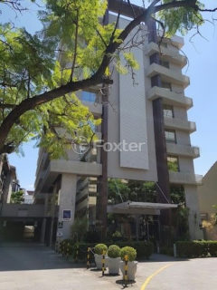 Image 7 - 851852