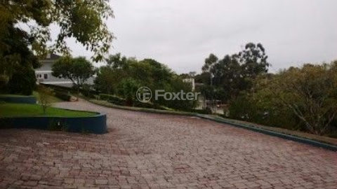 Image 10 - 893095