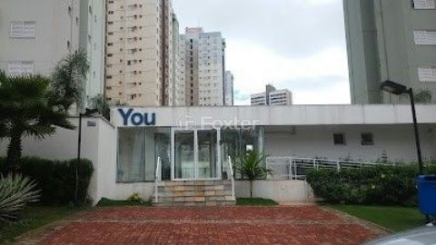Image 32 - 953329