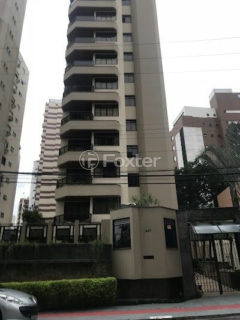 Image 35 - 1012206