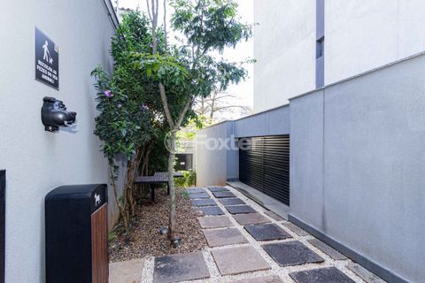 Image 35 - 938871