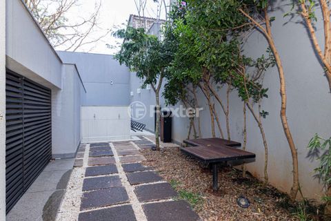Image 37 - 938871