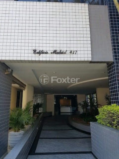 Image 10 - 938721