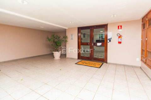 Image 23 - 1027945