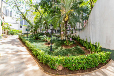 Image 39 - 958075