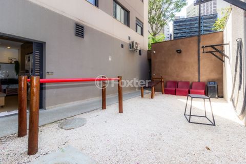 Image 37 - 930740