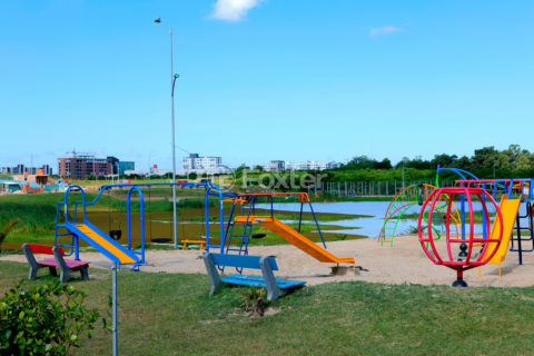 Image 34 - 1017644