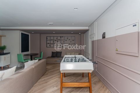 Image 31 - 889802