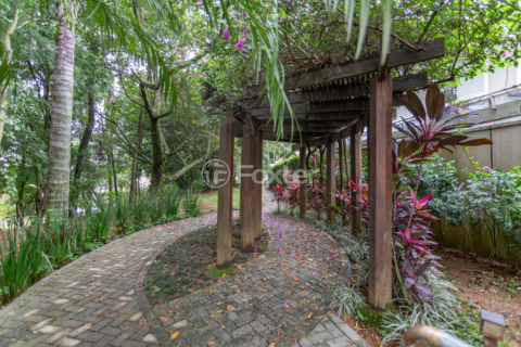 Image 48 - 875265