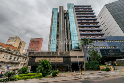 Image 32 - 1018852