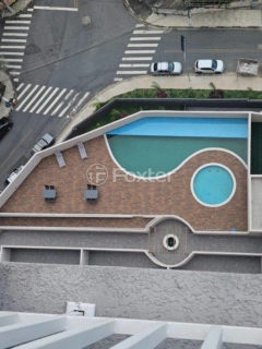 Image 9 - 1027756