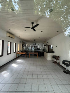 Image 68 - 1020937