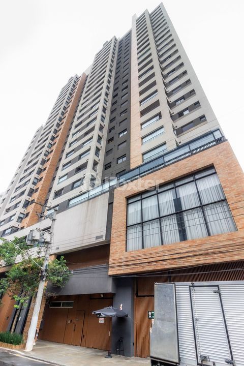 Image 25 - 959536