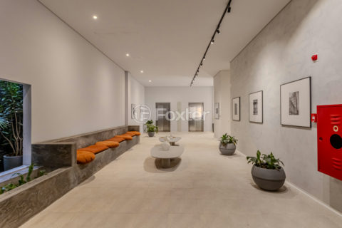 Image 32 - 1026701