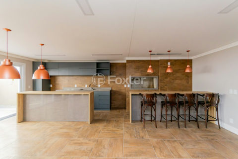 Image 33 - 1039719
