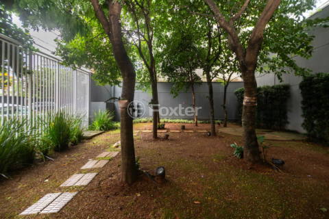 Image 47 - 1010233