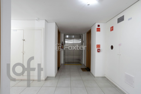 Image 33 - 982361
