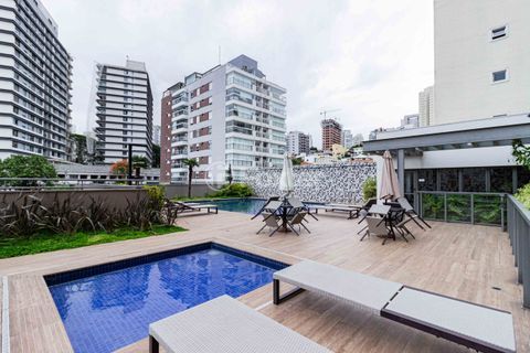 Image 17 - 835633