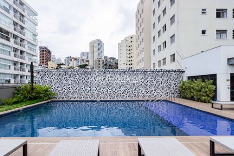 Image 16 - 835633