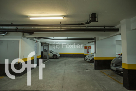 Image 63 - 832520