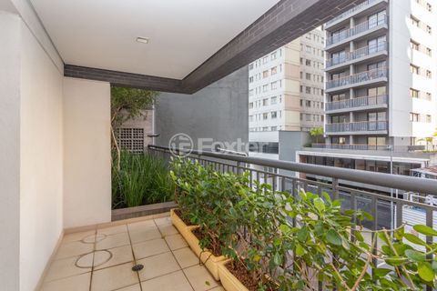 Image 27 - 476011